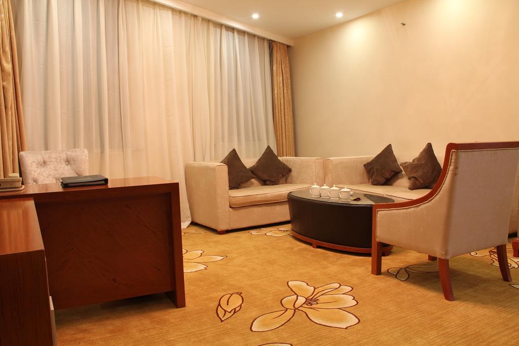 Harbin Victories Hotel Room photo